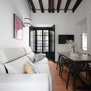 https://alvarez-quintero-apartment.es-andalucia.com