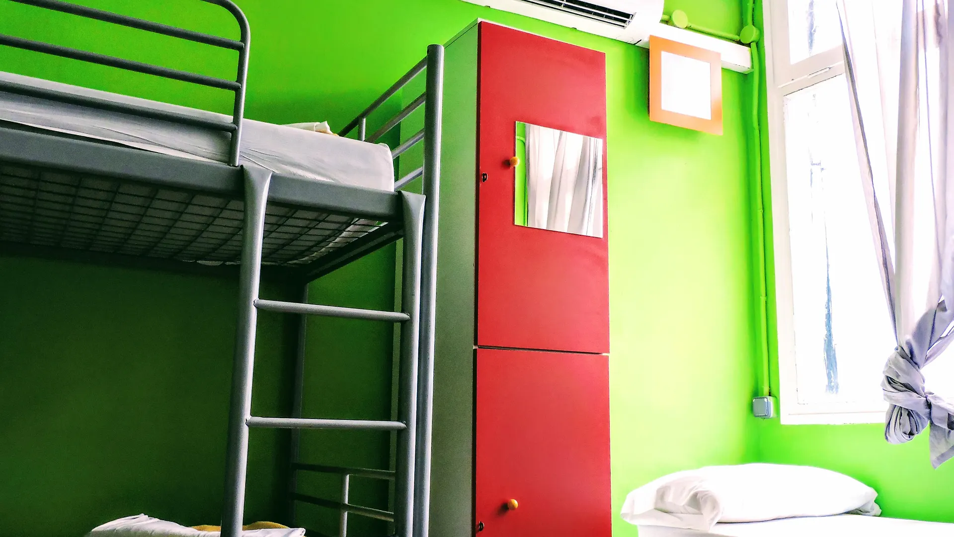 Onefam Les Corts Hostel Βαρκελώνη Ισπανία