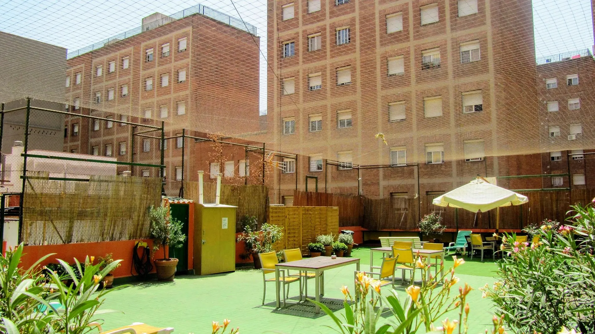 Onefam Les Corts Hostel Barcelona