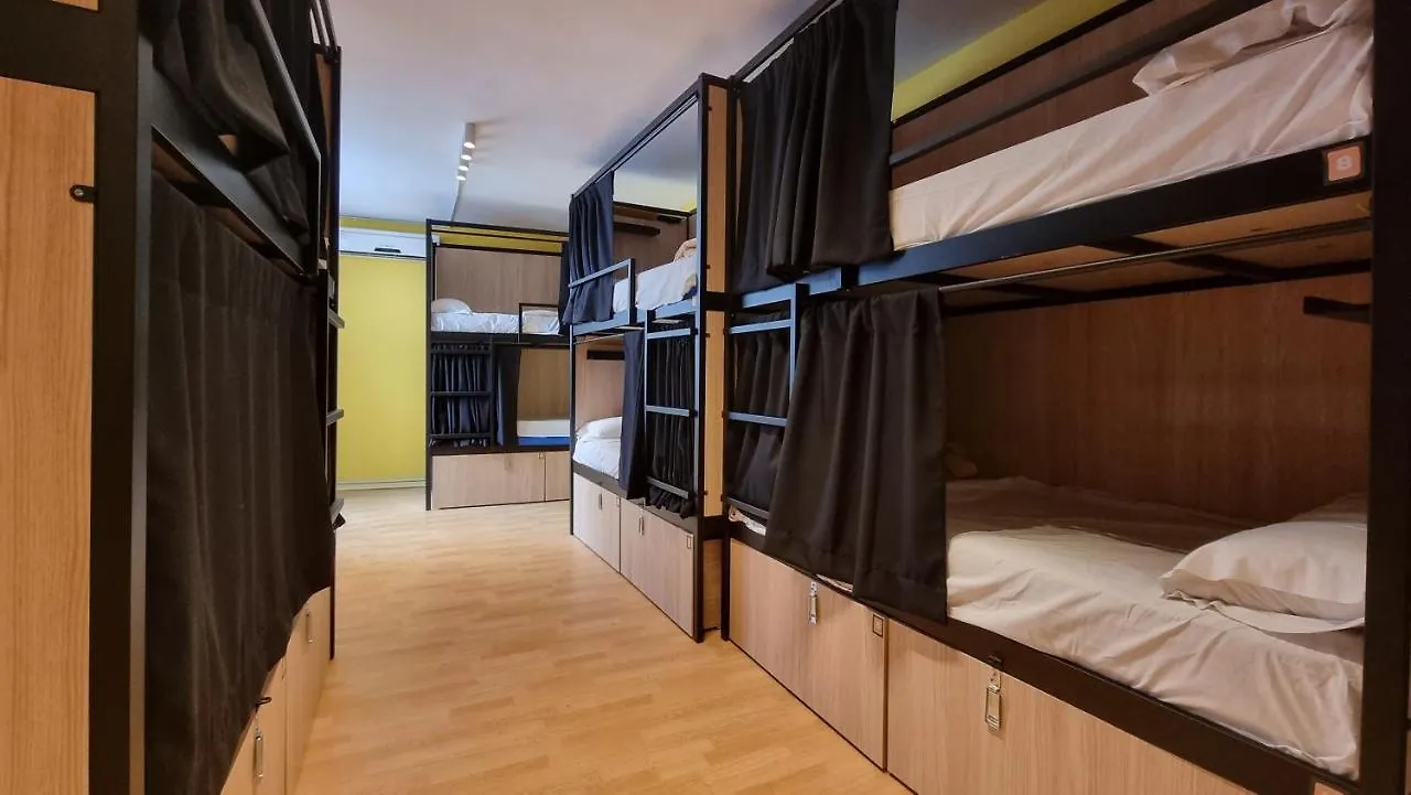 Onefam Les Corts Hostel Barcelona