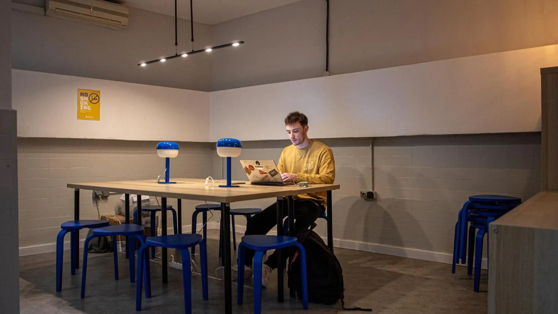 Onefam Les Corts Hostel Barcelona Spanyolország