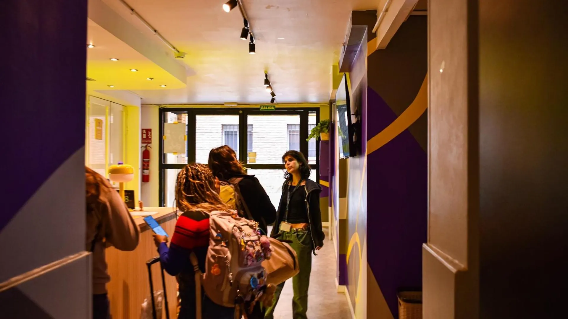 Onefam Les Corts Hostel Barcelona 0*,