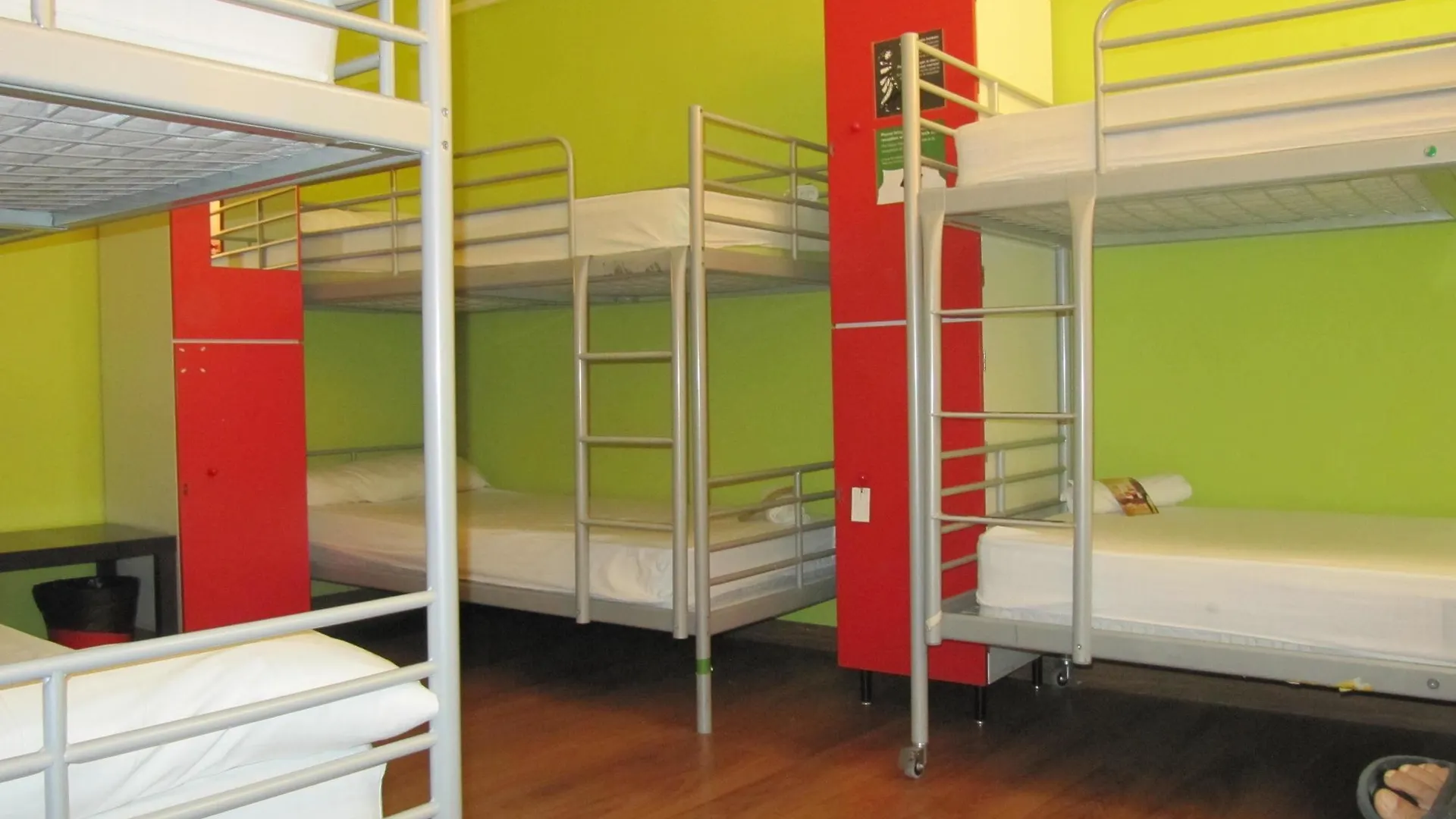 Onefam Les Corts Hostel Barcelona Spanyolország