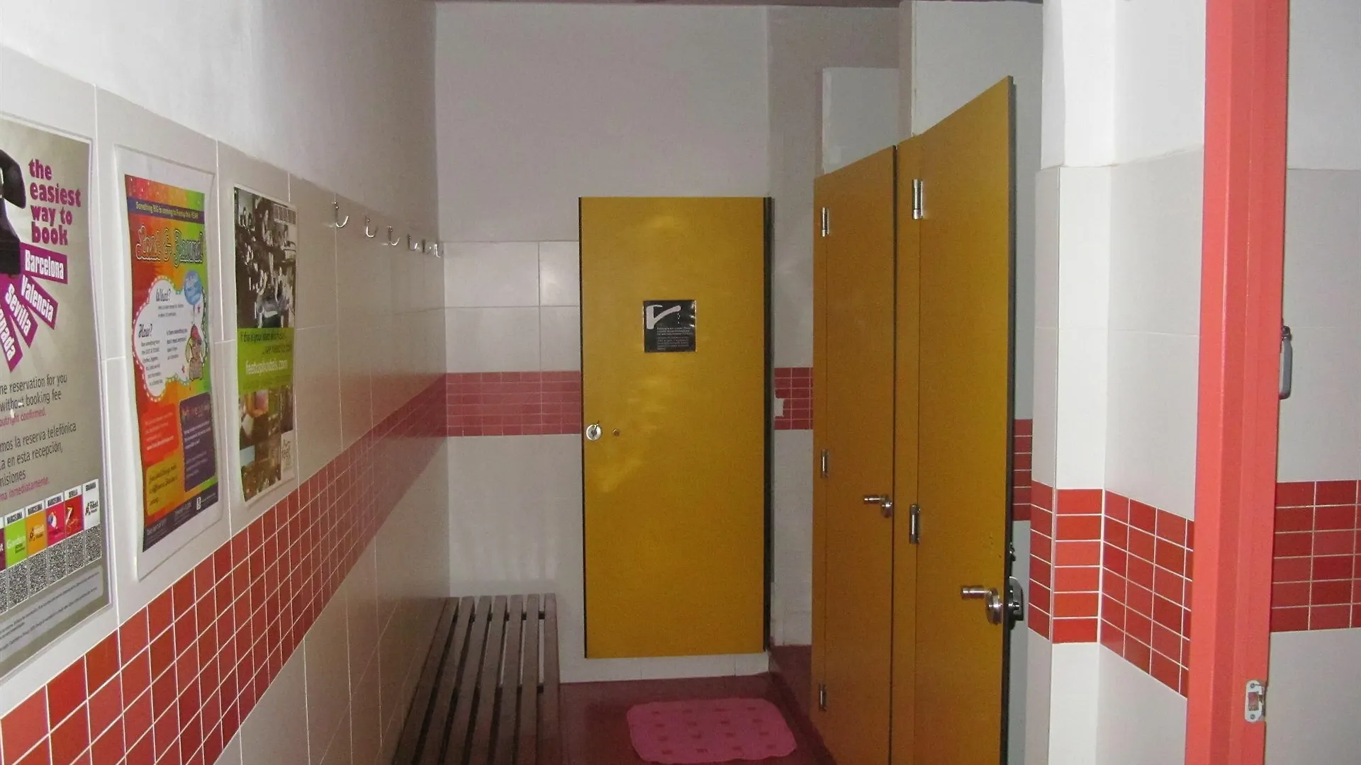 Onefam Les Corts Hostel Barcelona Spanyolország