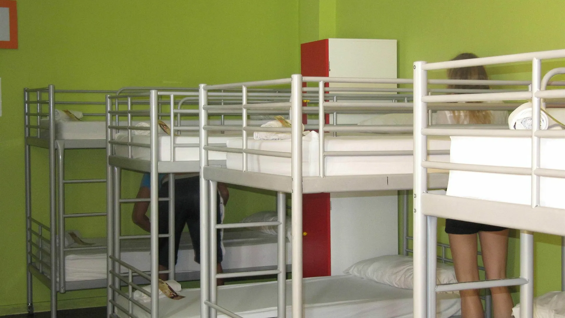 Onefam Les Corts Hostel Βαρκελώνη Ισπανία